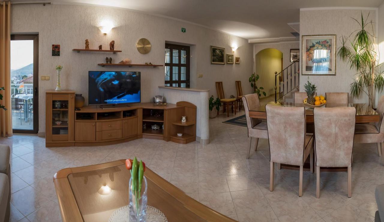 Holiday Nest Дубровник Экстерьер фото